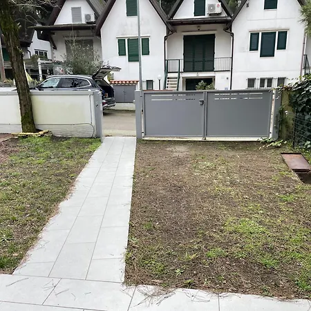 Halaveli Casa vacanze *