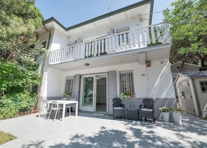 Halaveli Holiday home Llido Degli Estensi